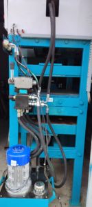 Presse à feuilles de plastique recyclé automatique industrielle, pompe à moteur, cylindre hydraulique, hauteur 60 cm x 60 cm / 600 mm x 600 mm - Product Image 5