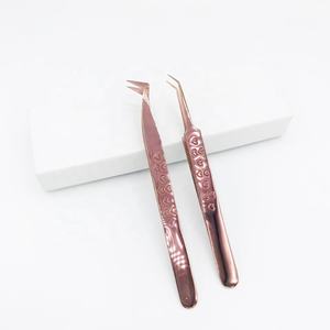 Venta al por mayor profesional personalizado oro rosa corazón impreso 45 grados volumen pinzas probado a mano de acero inoxidable para uso de pestañas - Product Image 4