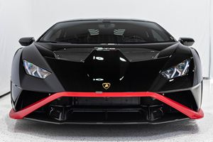 Oferta con Descuento Lamborghini Huracán STO 2023 Usado con Poco Kilometraje - Product Image 6