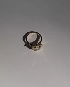 Anillo de compromiso nupcial de boda de oro macizo de 14 quilates de estilo clásico, Trilogía de corte ovalado, Diamante cultivado en laboratorio con perla para fiestas de bodas - Product Image 2