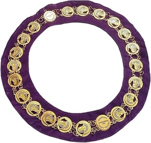 Collar de cadena Past Commandress DOI PHA - Chapado en oro sobre material de terciopelo morado, tipo de metal chapado en oro - Product Image 1