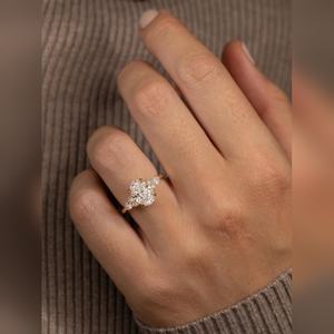 Hot Sale Oval Cut Diamond Cluster <b>Ring</b> 10K 14K 18K Gold <b>Silver</b> Platinum Three <b>Stone</b> Setting Engagement Jewelry Factory Price - Product Image 4