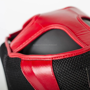 Casque de boxe Fly avec logo personnalisé, ensemble professionnel de gants et de casque de boxe - Product Image 3