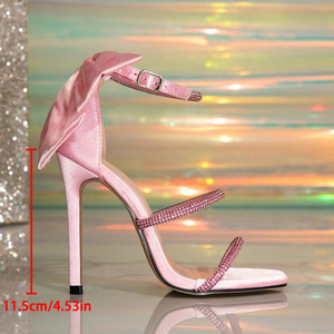 Chaussures à talons en velours pour femmes, élégantes et luxueuses, pour événements formels et mariages, chaussures habillées élégantes à enfiler - Product Image 5