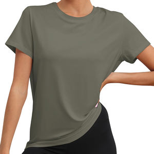 Logo personnalisé Tenue de sport et respirant ultra doux au toucher Meilleur tissu polyester T-shirt d'entraînement de gymnastique pour les femmes - Product Image 1