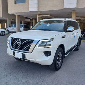 SUV d'occasion 2022, automatique, transmission intégrale, sièges en cuir, moteur 4.1-6L, régulateur de vitesse adaptatif, conduite à gauche, taille des pneus R18, toit ouvrant panoramique - Product Image 1