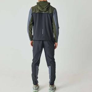 Chándal cortavientos impermeable con logotipo personalizado de MOQ bajo, chándal para hombre del fabricante de Pakistán, cortavientos personalizado - Product Image 4