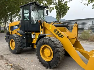 Chargeuse sur pneus SEM 636F 3 tonnes, 92 kW, avec godet de 2,5 m³ pour la construction, l'exploitation minière et la manutention de matériaux - Product Image 1