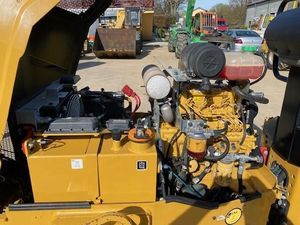 Top utilisé 4ton manuel rouleau de route Caterpillar CB 2.7 avec une grande remise pour les Offre Spéciale - Product Image 6