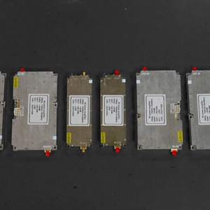 Module de <span class=keywords><strong>brouilleur</strong></span> de signal anti-<span class=keywords><strong>drone</strong></span> OEM GaN RF avec amplificateur de puissance, bande de fréquences personnalisée Lora 100W 300-1200Mhz pour UAV FPV - Product Image 2