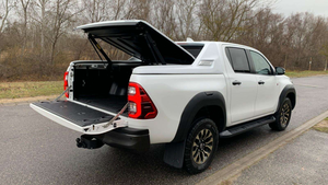 TOYO-TA HILUX (2.8 D-4D 4X4 DOUBLE GR SPORT NETTO) 2022 D'OCCASION 150Kw (204Hp) 61,799 km TRANSMISSION AUTOMATIQUE - Product Image 2