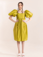 Nouvelle Collection 2026 Robe de Soirée Femme Vert Éclatant à Manches Courtes, Une Pièce, avec Liens au Dos, en Taffetas de Soie Tissé, Taille Naturelle, Coupe Basse