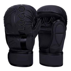Gants de boxe en cuir véritable, conception personnalisée, votre logo, gants de boxe, gants de frappe, fabriqués par Hanger Impex - Product Image 4