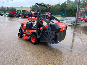 รถตัดหญ้าแบบนั่งขับ Kubota G261 HD High-Dump สีส้ม รถตัดหญ้าแบบนั่งขับขนาดกะทัดรัด เครื่องตัดหญ้า G231 รถแทรกเตอร์อเนกประสงค์สำหรับฟาร์มและสวนผลไม้ - Product Image 3