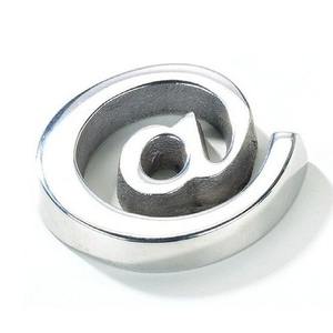 Prensapapeles Vintage Multifuncional de Metal Ecológico con Acabado Plateado, Perfecto para Decoración de Mesa de Oficina o Sala de Estudio - Product Image 1