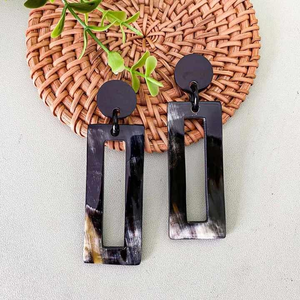 Pendientes de cuerno de lujo hechos a mano a la moda para mujer moderno excelente diseño de moda patrón caído por glowin fashion - Product Image 6