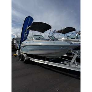 เรือคราวน์ไลน์ E220XS ปี 2026 ตัวถังไฟเบอร์กลาสใหม่ ประสิทธิภาพสูง พร้อมเครื่องยนต์นอกเรือเมอร์คิวรี่ 200 แรงม้า เชื้อเพลิงเบนซิน - Product Image 4