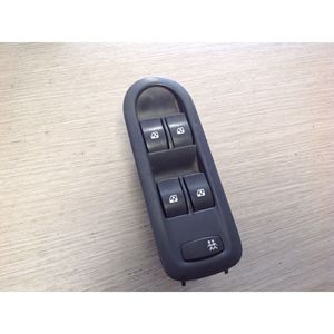 Panneau de boutons avant gauche RENAULT Megane ll Série 156018070 (02>06) - Product Image 1
