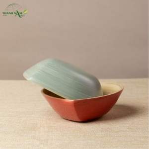 Bol en bambou tissé écologique Warm Horizon, inspiré des tons terreux et des courbes naturelles douces, en stock - Product Image 3