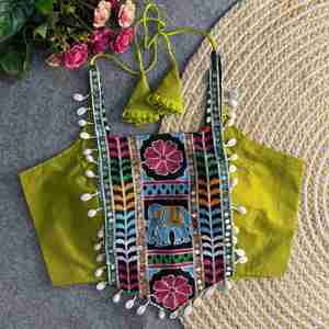 Algodón mágico de diseñador con fabricante y proveedor de blusa bordada Codding de Surat a la tarifa más baja - Product Image 2