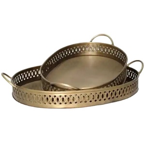 Bandeja de servicio de metal de último diseño con asa de forma ovalada con acabado dorado para uso doméstico y hotelero bandejas para servir alimentos - Product Image 1