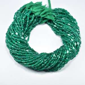 Perles de pierres précieuses en vrac de forme ovale lisse d'onyx vert de qualité supérieure 3-6mm perles en vrac de pierre d'onyx pour la fabrication de bijoux au prix de gros - Product Image 1