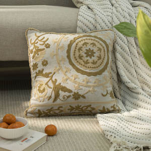 Fundas de cojines bordados para el hogar y la vida Cojines bordados a mano 18x18 Última funda de cojín Diseño de bordado - Product Image 1