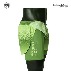 Short de compression MMA à impression par sublimation personnalisée pour homme, tissu de jogging et d'entraînement sans GI, léger en basse quantité minimale de commande - Product Image 4