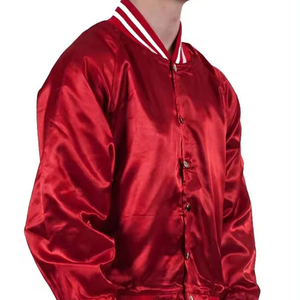 Chaquetas universitarias de satén de seda de alta calidad para hombres Nueva llegada Chaqueta de satén de moda para exteriores con botones rojos personalizados para hombres - Product Image 4