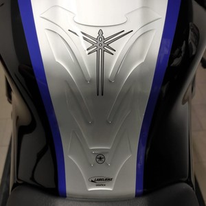 Adesivo Protettivo Trasparente 3D in Gel per Serbatoio Moto Yamaha - Compatibile con Copertura Serbatoio - Product Image 1