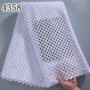 4358 blanc africain Guipure cordon dentelle tissus 2025 haute qualité <span class=keywords><strong>Soluble</strong></span> dans l'eau dentelle tissu broderie pour les femmes robes de mariée - Product Image 4