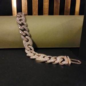 Bracelet Hip Hop pour femme en diamant de culture en or massif 14 carats avec un design exclusif 12CT certifié IGI pour chaque cadeau - Product Image 2