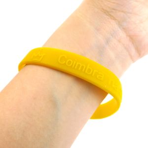 Haga su propia pulsera en relieve Pulsera de silicona promocional - Product Image 5