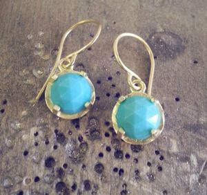 Forma libre ópalo etíope 10mm corte redondo piedra preciosa bisel conjunto Stud pendiente hecho a mano plata chapado en oro pendiente para mujeres de verano - Product Image 4