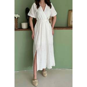 Robe en lin mousseline à col enroulé - Blanc - Product Image 4