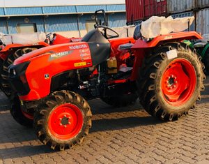 Tractor KUBOTA MU4501 4WD de la mejor calidad, gran venta a precio de fábrica, rendimiento fiable para operaciones agrícolas a la venta - Product Image 4