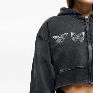 High-Quality Women Washed <b>Cropped</b> <b>Zip</b> Hoodie with Soft Fabric and Relaxed Fit for Casual Wear - Product Image 4