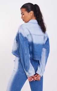 Veste en jean pour femme, bleu clair, surdimensionnée, en coton tricoté, délavée et déchirée, style streetwear, avec boutons et manches longues, personnalisable - Product Image 5