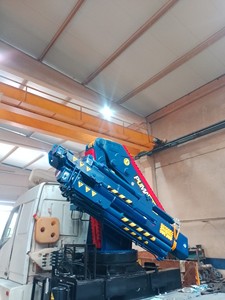 Grúa montada en camión totalmente plegable de 10 toneladas de marca superior de alta calidad para maquinaria de ingeniería de construcción de Turquía - Product Image 4