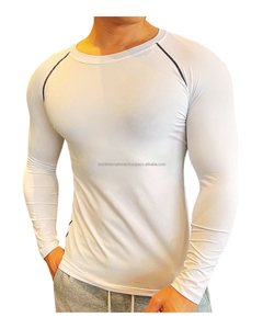 เสื้อแรชการ์ดผู้ใหญ่ ผ้าโพลีเอสเตอร์ 100% ทนทาน น้ำหนักเบา ยืดหยุ่น แห้งเร็ว ระบายอากาศดี พิมพ์ลาย สไตล์เรียบง่าย สำหรับเล่นกีฬา - Product Image 3