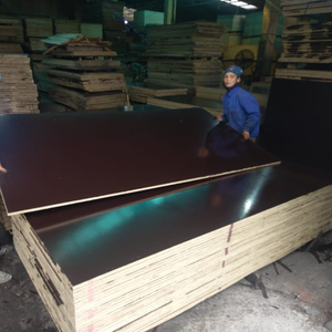 Contrachapado Revestido con Película ENVIGO Resistente de Primera Clase, Fabricado en Vietnam, E2 Formaldehído, Superficie Lisa, Sin Deformaciones para Construcción - Product Image 1