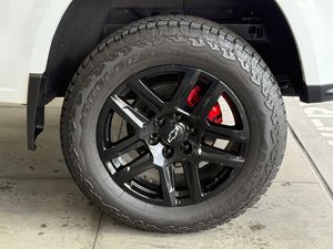 Chevrolet Colorado 2024 Camioneta de Trabajo Cabina Doble Tracción Trasera - Product Image 5