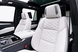 CADILLAC ESCALADE V-SERIES 2025, Certificado, Seminuevo, Transmisión Automática, Interior Claro, Asientos de Cuero, Tracción Trasera, ACC, R20 - Product Image 6