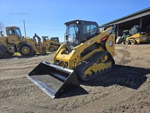 รถตักล้อยางรุ่น 289D3 ปี 2020 สำหรับงานตักไม้ซุง พร้อมการรับประกัน 5 ปีขึ้นไป และกำลังไฟ 37-75 กิโลวัตต์ - Product Image 2