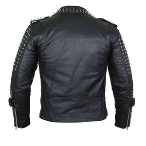 Chaqueta de invierno de cuero con tachuelas para hombre limpio que ofrece un núcleo cálido con cremallera confiable y bolsillos prácticos para mañanas frías y viajes al aire libre - Product Image 5