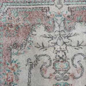 Alfombra Turca de 3.6x6.7 pies, Alfombra Persa de Lana Roja Vintage - Product Image 4