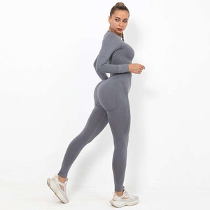 Conjunto de Yoga de algodón corto liso al por mayor para mujer, ropa deportiva de entrenamiento transpirable de secado rápido y cintura alta, conjunto largo de 2 piezas - Product Image 1
