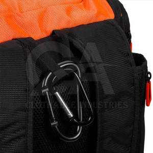 Sac à roulettes de softball robuste pour les joueurs Sac à dos de softball personnalisé avec porte-batte et poche pour casque - Product Image 4