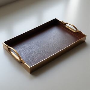 Plateau en cuir moderne avec un design minimaliste et une construction solide conçu pour un affichage décoratif et une utilisation quotidienne fonctionnelle - Product Image 6