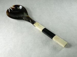 Serveur de salade en corne de buffle indienne de haute qualité avec longue poignée vaisselle de salade abordable pour décor de Table Restaurant maison - Product Image 6
